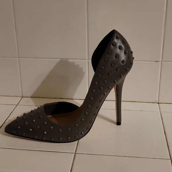 Izabella Rue New Heels - Picture 2 of 7